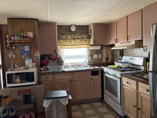 101 Falling Creek Drive #101, Janesville, WI 53548