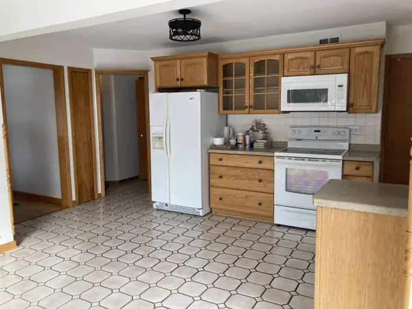 2224 Hwy 51, Stoughton, WI 53589