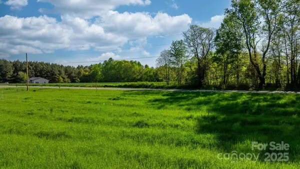 5841 Hickory Lincolnton HWY, Lincolnton, NC 28092