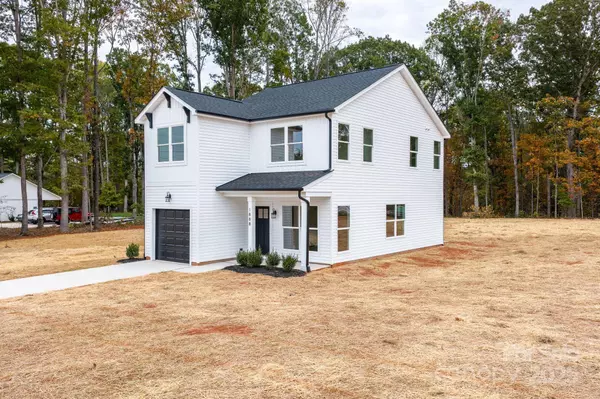 1888 Sigmon Dairy RD, Newton, NC 28658