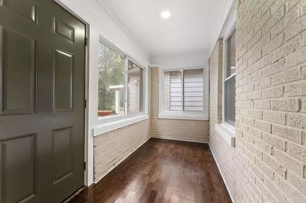 1956 W 14th AVE, Gary, IN 46404