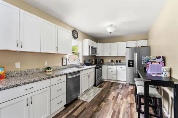 1456 Lincoln ST, Hobart, IN 46342