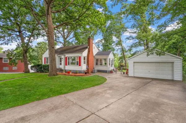 24 Indian TRL, Merrillville, IN 46410