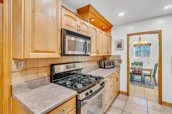 4250 E Kilmer St, Tucson, AZ 85711-2826