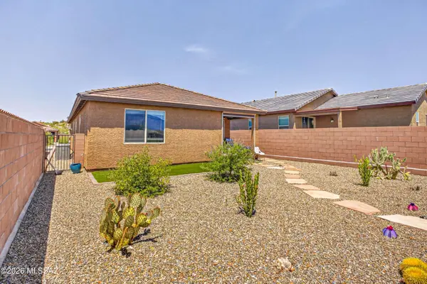 9324 N Agave Gold Rd, Tucson, AZ 85742