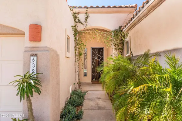 5323 N Fairway Heights Dr, Tucson, AZ 85749