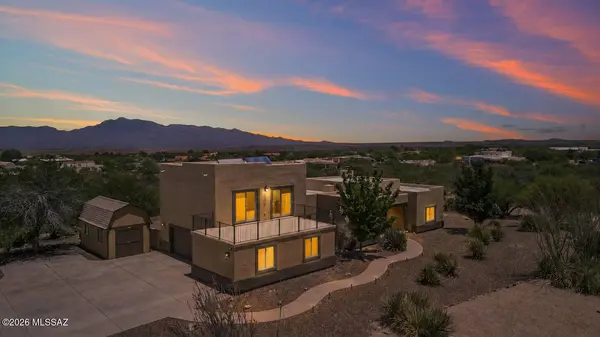 340 N Suntan Dr, Vail, AZ 85641
