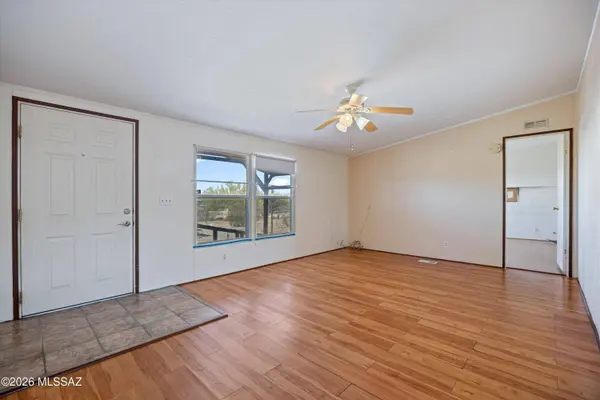6940 N Pelto Path, Tucson, AZ 85743