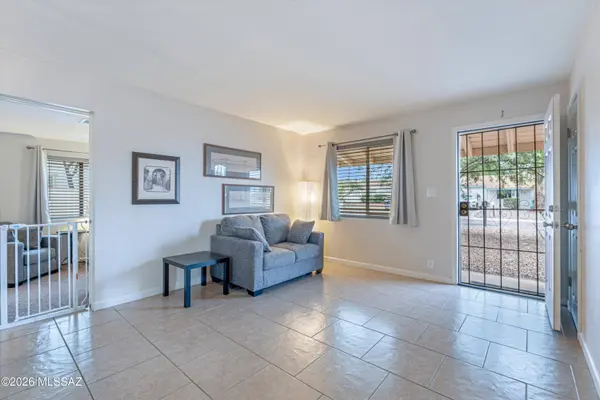 4873 E 17th St, Tucson, AZ 85711