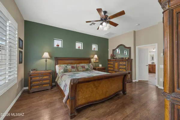 8512 N Crosswater Loop, Tucson, AZ 85743