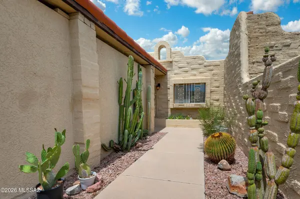 2450 W Tucana St, Tucson, AZ 85745