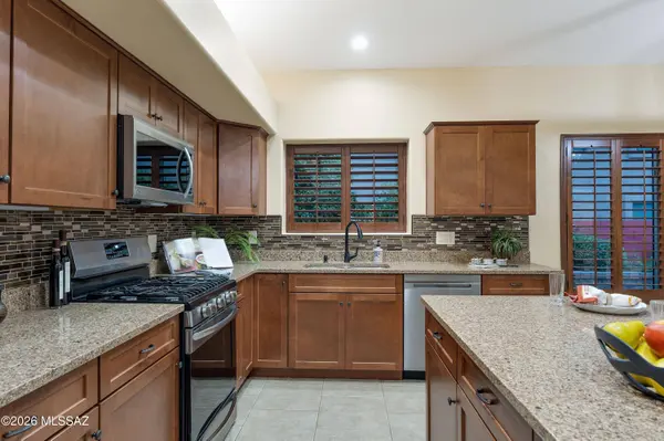 39648 S Mountain Shadow Dr, Tucson, AZ 85739