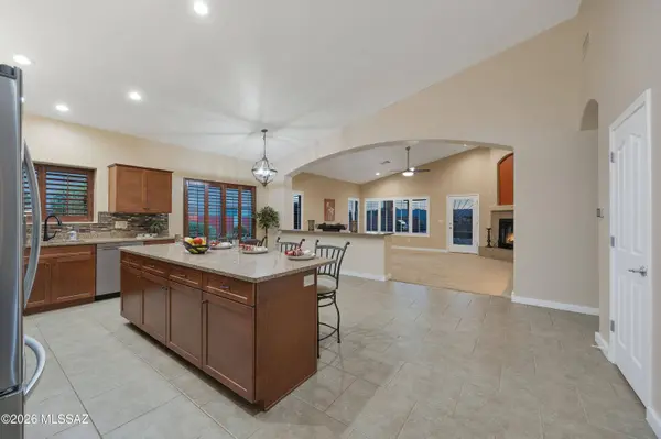 39648 S Mountain Shadow Dr, Tucson, AZ 85739