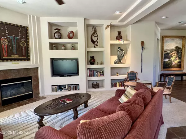 13674 N Nightstar CT, Marana, AZ 85658