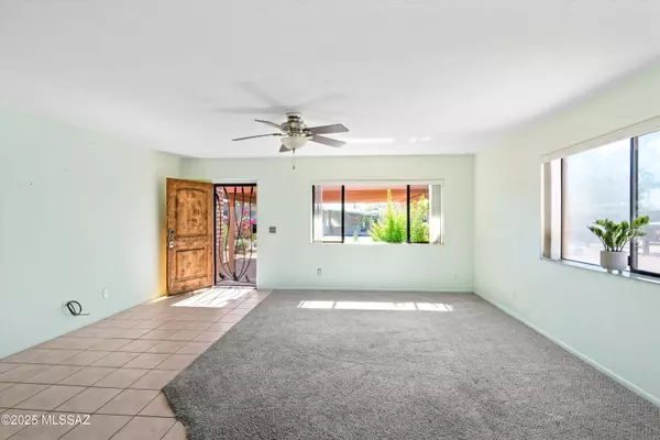 37 E Mediterranean DR, Tucson, AZ 85704