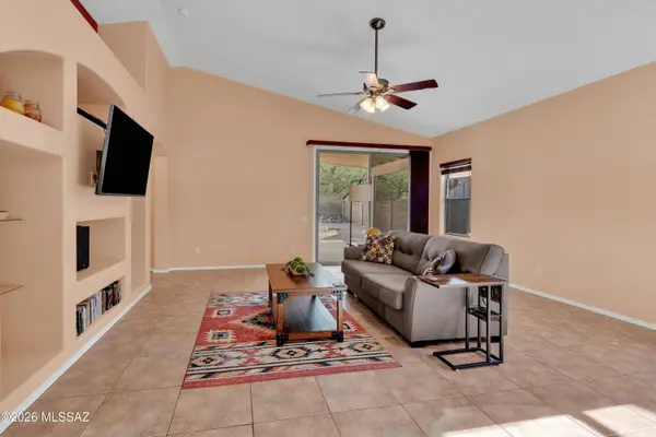 9774 E Holden PL, Tucson, AZ 85748