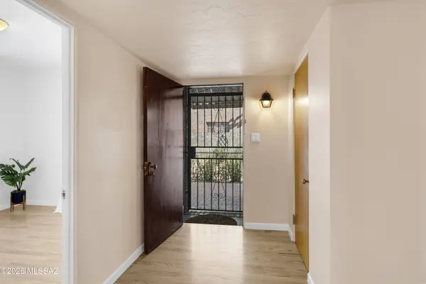 1934 E Mabel St, Tucson, AZ 85719