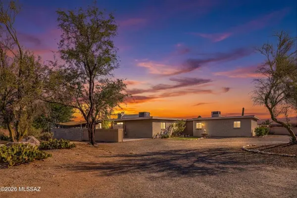 7356 N Casablanca Dr, Tucson, AZ 85704