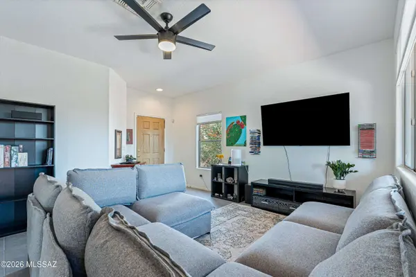 9210 E Desert Cove Cir, Tucson, AZ 85730