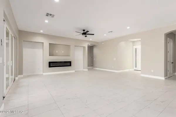 9055 E Bear Canyon Place, Tucson, AZ 85749