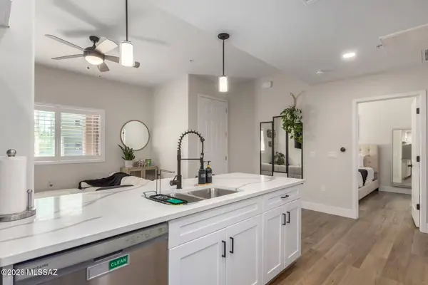 2036 E River Road #104, Tucson, AZ 85718