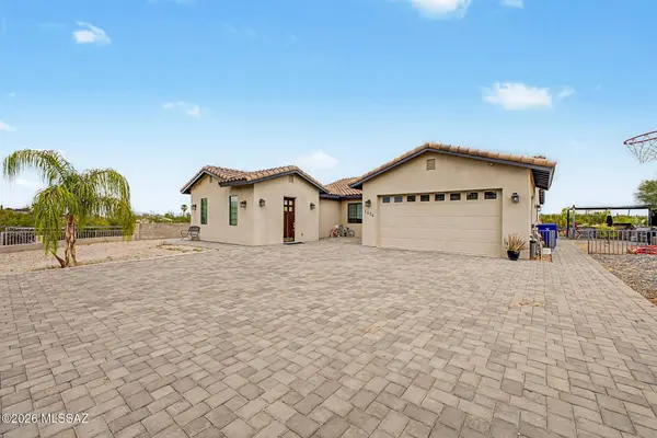 1504 N Plaza De Lirios, Tucson, AZ 85745