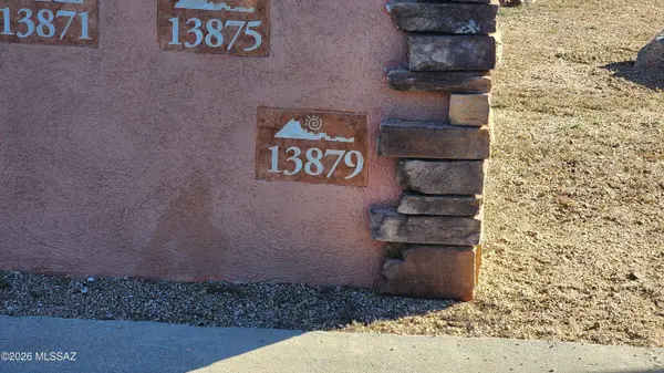 13879 E Langtry Ln #136, Tucson, AZ 85747