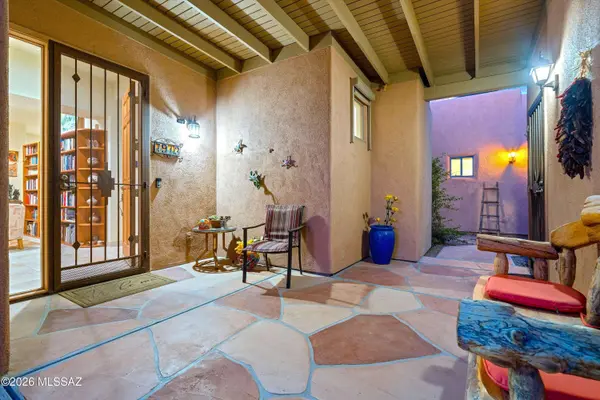 7913 S Galileo Ln, Tucson, AZ 85747