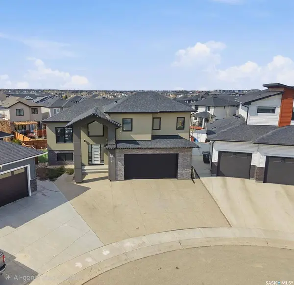 211 Burgess BAY, Saskatoon, SK S7V 0S3