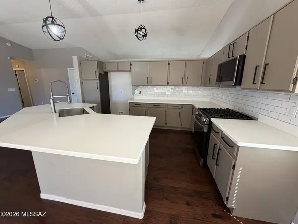 7840 S Caesar Dr, Tucson, AZ 85747