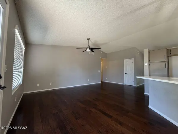 7840 S Caesar Dr, Tucson, AZ 85747