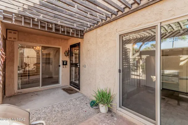 418 N Dodge BLVD, Tucson, AZ 85716