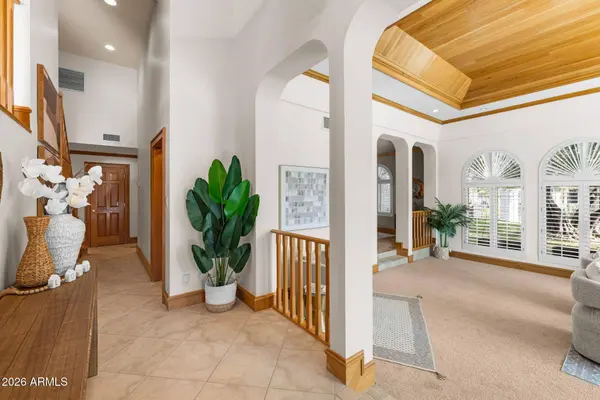149 N COUNTRY CLUB Drive, Phoenix, AZ 85014