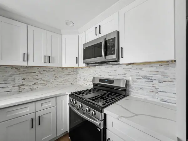 4841 Embassy CIR #27, La Palma, CA 90623
