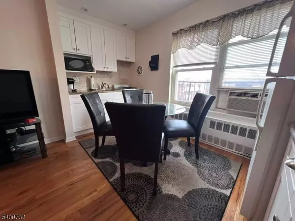 6-12 Hillside Ave C0207 #2G, Nutley Twp., NJ 07110