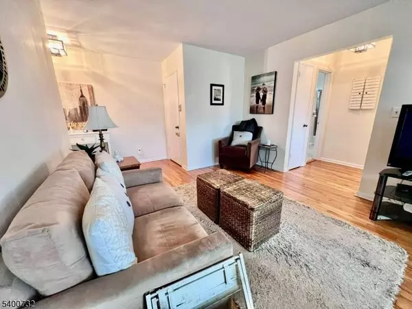 6-12 Hillside Ave C0207 #2G, Nutley Twp., NJ 07110