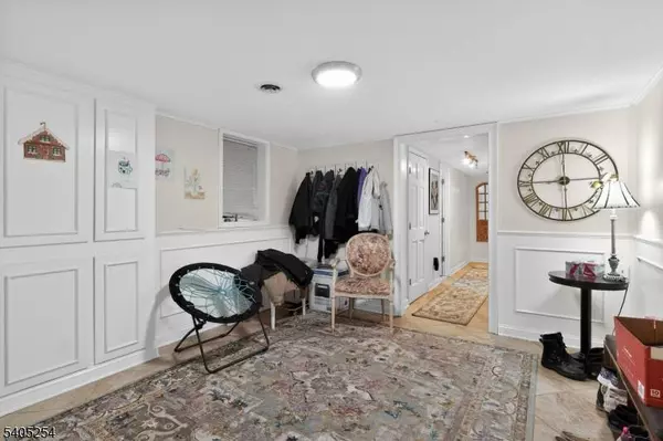 317 Ridge Rd, Rutherford Boro, NJ 07070