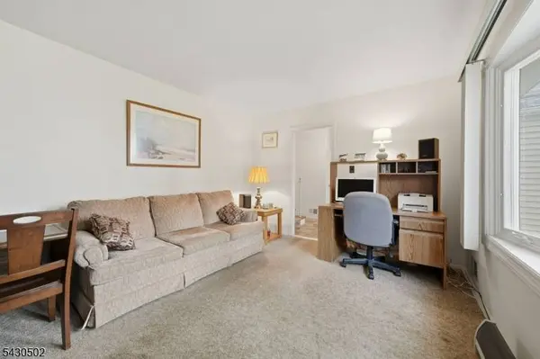 32 Crestwood Ave, Nutley Twp., NJ 07110