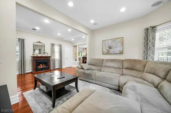58 Beech St, Nutley Twp., NJ 07110