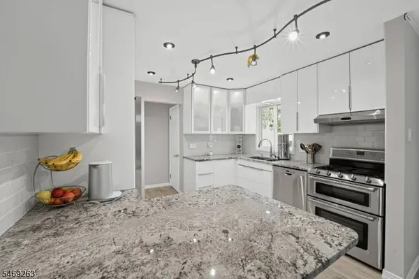 40 Jackson St, Nutley Twp., NJ 07110