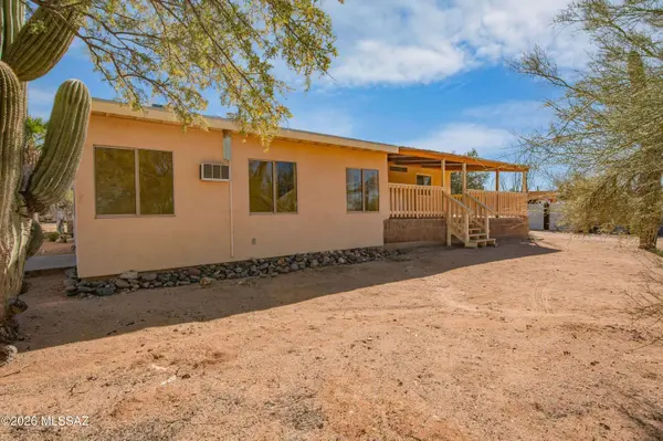 6221 N Van Ark RD, Tucson, AZ 85743