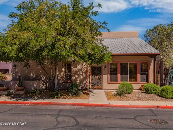 5197 E Calle Vista De Colores, Tucson, AZ 85711