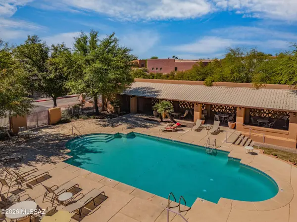 5197 E Calle Vista De Colores, Tucson, AZ 85711