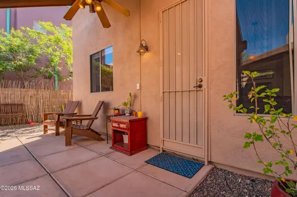 5197 E Calle Vista De Colores, Tucson, AZ 85711