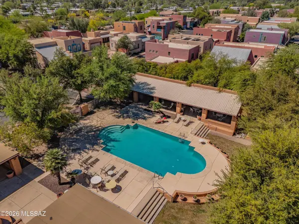 5197 E Calle Vista De Colores, Tucson, AZ 85711