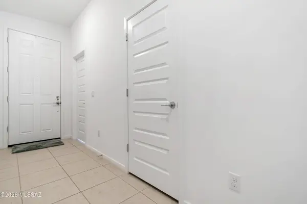 7049 W Star Garden Way, Tucson, AZ 85757
