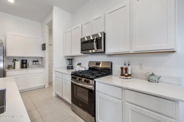 7049 W Star Garden Way, Tucson, AZ 85757
