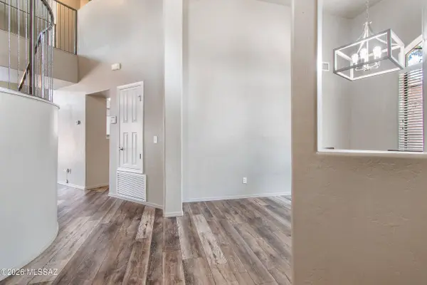 9133 E Dawn Post Rd, Tucson, AZ 85749