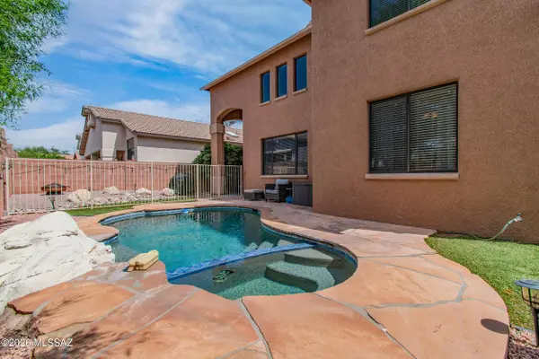 9133 E Dawn Post Rd, Tucson, AZ 85749