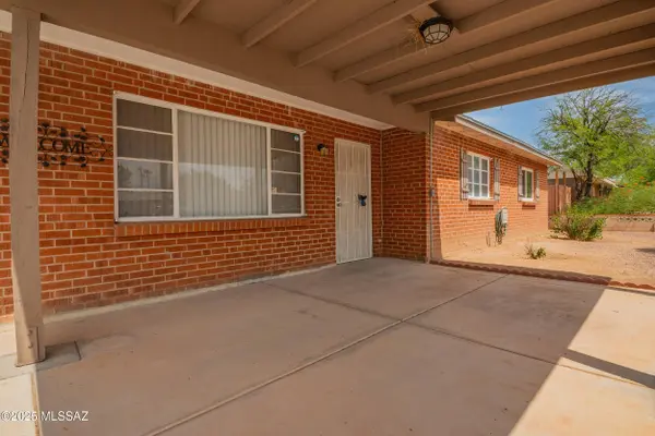 5731 E Helen St, Tucson, AZ 85712